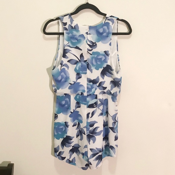blue floral deep v neck romper - Picture 3 of 3